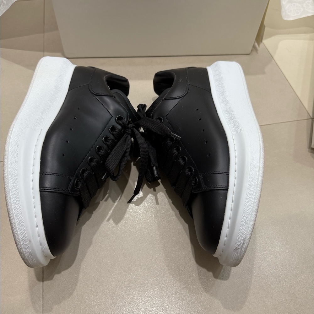 Alexander McQueen Women’s Leather Sneakers - Picture 9 of 12